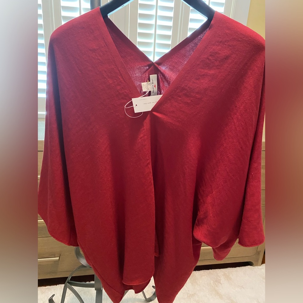 Love Quotes- RedTunic Top
